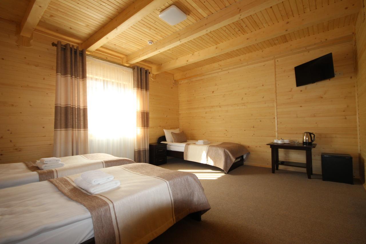 Family Hotel Kaskad Bukovel Eksteriør billede