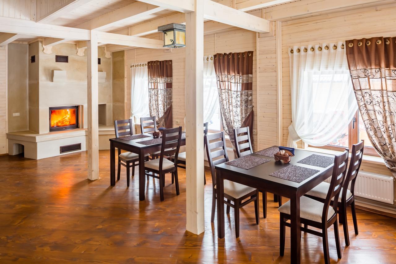 Family Hotel Kaskad Bukovel Eksteriør billede