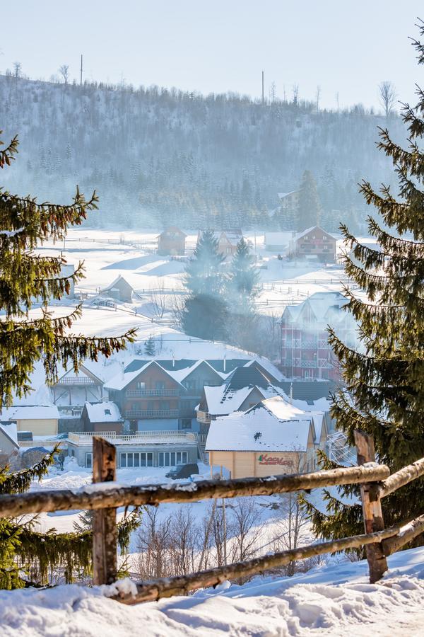 Family Hotel Kaskad Bukovel Eksteriør billede