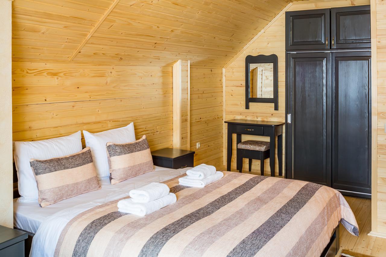Family Hotel Kaskad Bukovel Eksteriør billede
