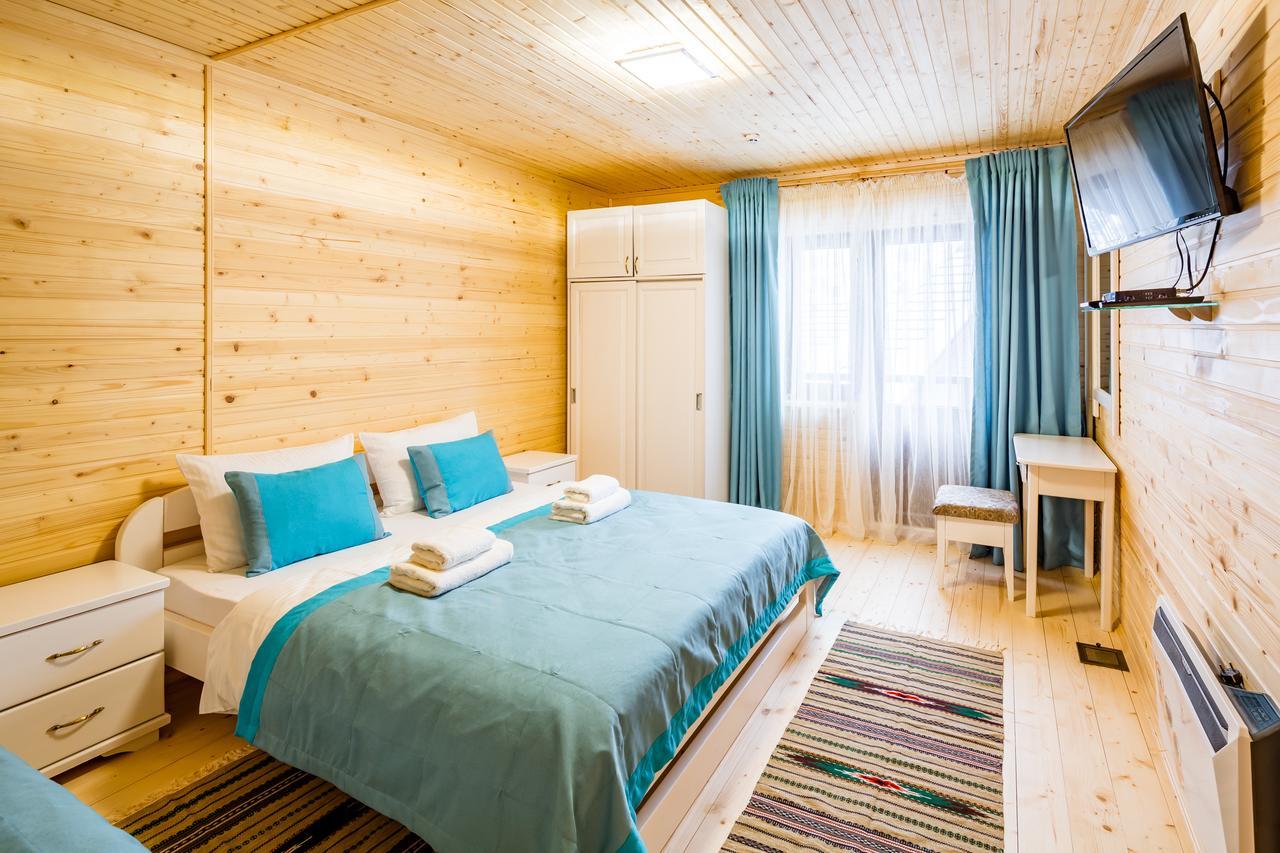 Family Hotel Kaskad Bukovel Eksteriør billede