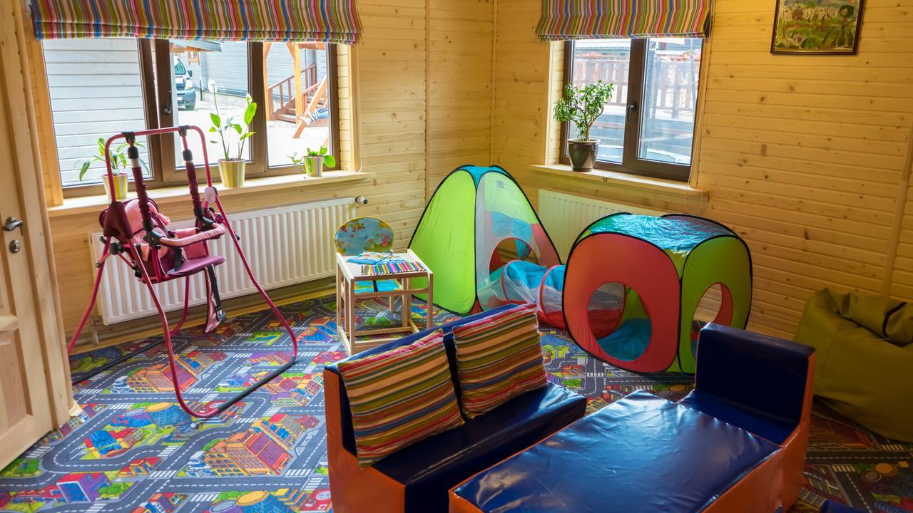 Family Hotel Kaskad Bukovel Eksteriør billede