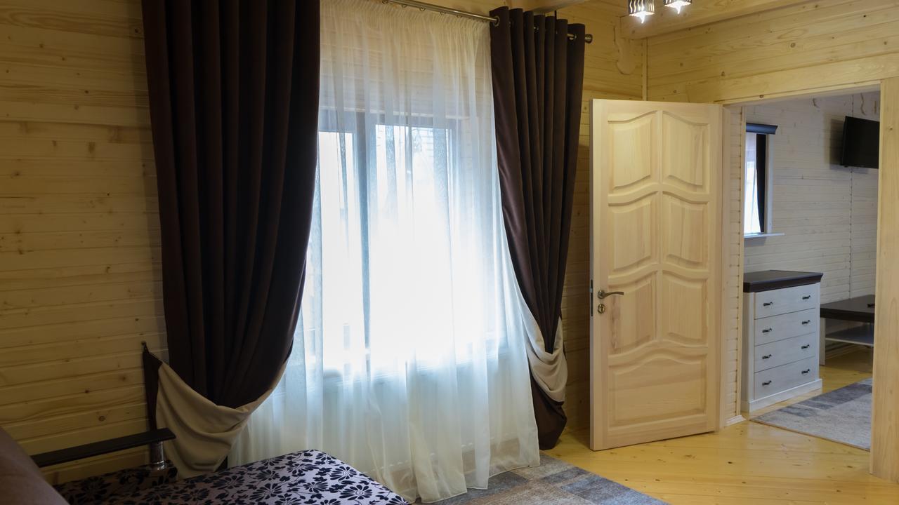Family Hotel Kaskad Bukovel Eksteriør billede